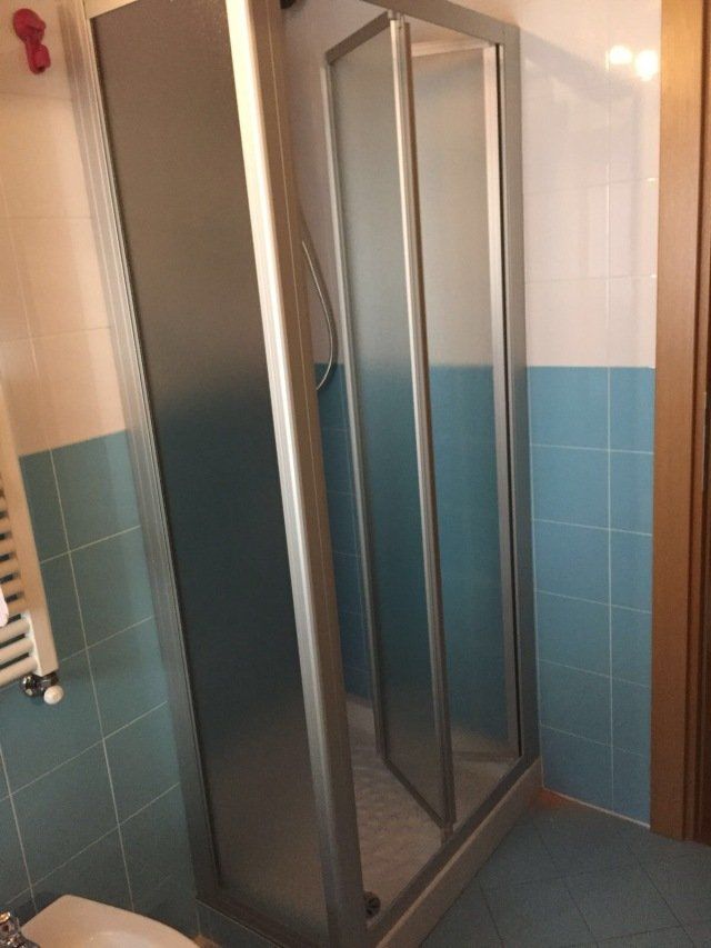 Porta pieghevole doccia